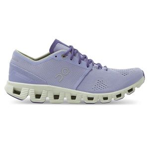 On Cloud Swiss Engineering Cloud X Women’s Size W8.5 Running Athletic Sneaker